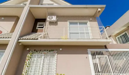 Sobrado em Condomínio em Santa Felicidade com 3 suítes R$ 855.000,00