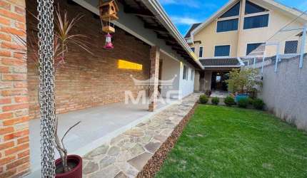Casa com 3 quartos à venda na Engenheiro Ernesto Guaita, 238, Tingui, Curitiba por R$ 870.000