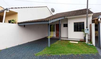 CASA COM COZINHA PLANEJADA