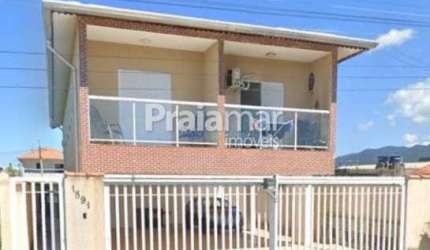 Casa térrea  01 Dorm | 01 Vaga de garagem | 31m² | Bairro Esmeralda - Praia Grande.