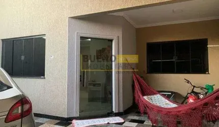 Linda casa na Praia Azul em Americana