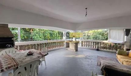 Casa com 3 dormitórios à venda e Salão comercial parte Inferior, 230 m² por R$ 850.000 - Residencia