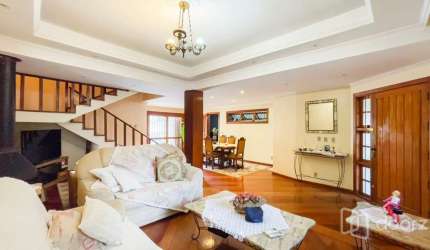 Casa com 5 quartos à venda na Rua Gregório da Fonseca, 424, Nonoai, Porto Alegre, 371 m2 por R$ 1.400.000