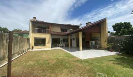 Casa com 3 quartos à venda na Rua São Lucas, 650, Jardim do Salso, Porto Alegre, 293 m2 por R$ 780.000