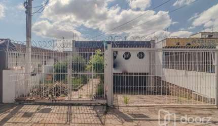 Casa com 3 quartos à venda na Rua Doutor Murtinho, 316, Bom Jesus, Porto Alegre, 259 m2 por R$ 695.000