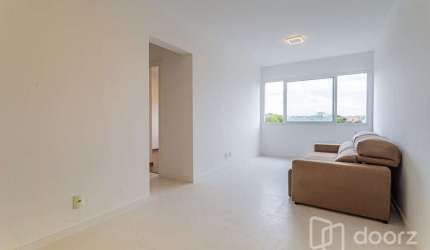 Apartamento com 2 quartos à venda na Rua Primeiro de Setembro, 340, Partenon, Porto Alegre, 51 m2 por R$ 235.000