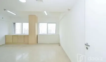 Sala comercial à venda na Rua Maestro Cardim, 407, Bela Vista, São Paulo, 28 m2 por R$ 320.000