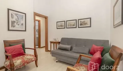 Apartamento com 2 quartos à venda na Rua Açores, 86, Passo da Areia, Porto Alegre, 72 m2 por R$ 300.000