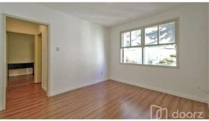 Apartamento com 2 quartos à venda na Rua Orfanotrófio, 1051, Santa Tereza, Porto Alegre, 55 m2 por R$ 178.700