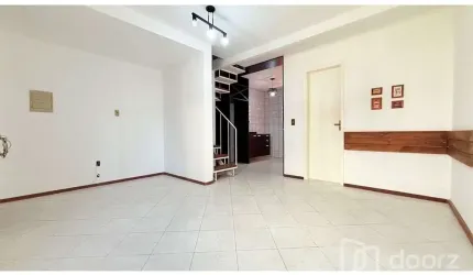 Casa em condomínio fechado com 3 quartos à venda na Avenida Monte Cristo, 100, Vila Nova, Porto Alegre, 78 m2 por R$ 228.000