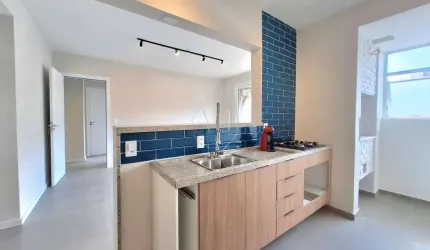 OFF DE 595MIL POR 550MIL. DESOCUPADO E PRONTO PARA MORAR!!! APARTAMENTO DE 2 DORMITÓRIOS RECÉM REFORMADO SEMIMOBILIADO, COM CHURRASQUEIRA, DEPENDÊNCIA (PRONTA PARA HOME OFFICE OU 3º DORMITÓRIO COM BAN