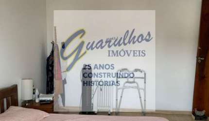 Amplo apartamento em local nobre