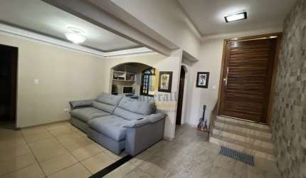 Casa com 3 quartos à venda no Jardim Satélite, São José dos Campos , 240 m2 por R$ 700.000