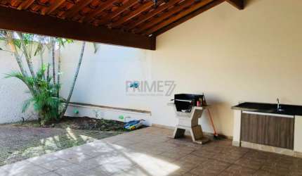 Casa com 3 quartos para alugar no Água Branca, Piracicaba  por R$ 3.000