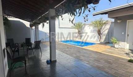 Casa em condomínio fechado com 3 quartos à venda no Dois Córregos, Piracicaba  por R$ 850.000