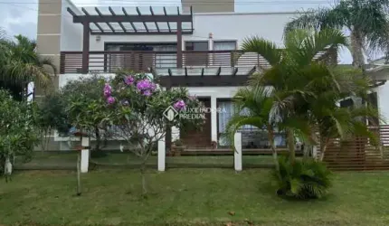 Casa com 3 quartos à venda na MARCOS INACIO DE ABREU, 4357, Ferraz, Garopaba, 350 m2 por R$ 1.800.000