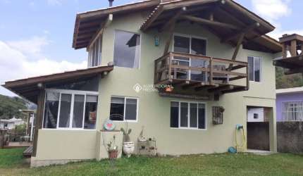 Casa com 3 quartos à venda na GERAL DO MACACU, 1, Macacu, Garopaba, 130 m2 por R$ 790.000