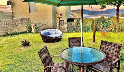 Casa com 2 quartos à venda na JOAO JOAQUIM DA SILVA, 333, Encantada, Garopaba, 282 m2 por R$ 500.000