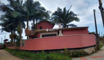 Casa com 3 quartos à venda na MANOEL DOS ANJOS, 33, Encantada, Garopaba, 200 m2 por R$ 657.000