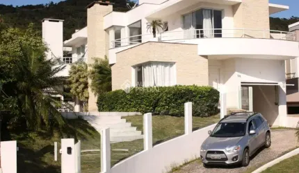 Casa com 4 quartos à venda na José Custódio Pereira, 262, Centro, Garopaba, 220 m2 por R$ 3.200.000