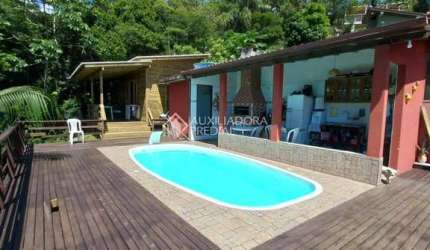 Casa com 1 quarto à venda na Tribo Pássaro, 124, Praia da Gamboa, Garopaba, 283 m2 por R$ 1.200.000