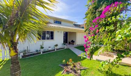 Casa com 4 quartos à venda na Bela Vista, 100, Ribanceira, Imbituba, 245 m2 por R$ 1.300.000