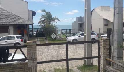 Casa com 4 quartos à venda na Das Amendoeiras, 224, Morrinhos, Garopaba, 180 m2 por R$ 2.100.000