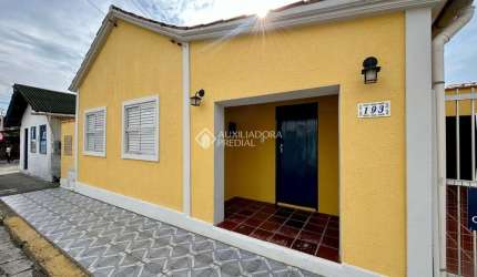 Casa com 3 quartos à venda na Aderbal Ramos Da Silva, 193, Centro, Garopaba, 68 m2 por R$ 2.100.000