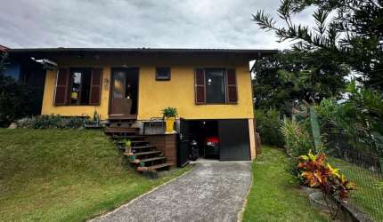 Casa com 2 quartos à venda na Gralha-Azul, 1, Siriú, Garopaba, 100 m2 por R$ 690.000