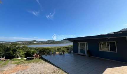 Casa com 3 quartos à venda na João José De Souza, 978, Macacu, Garopaba, 192 m2 por R$ 1.750.000