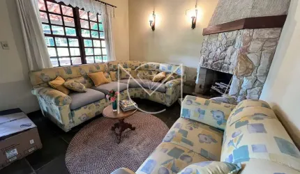 Casa com 03 quartos e 01 suíte com varanda em Esmeraldas