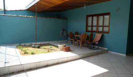 Sobrado em Jardim das Indústrias