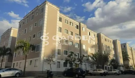 Apartamento em Vila Tesouro