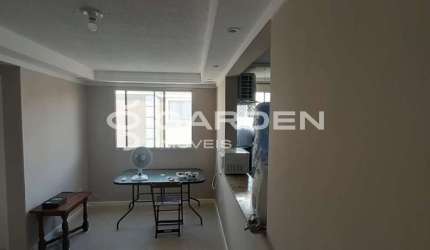 Apartamento em Vila Tesouro