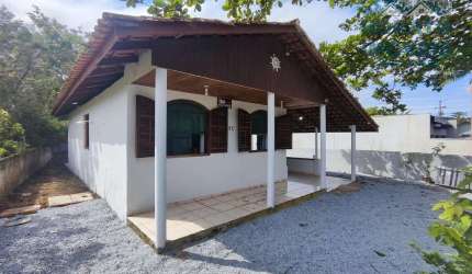Casa em Costa Azul - Matinhos, PR