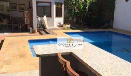 Sobrado com 4 dormitórios à venda, 680 m² por R$ Jardim das Nações - Taubaté/SP