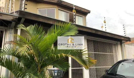 Sobrado com 4 dormitórios à venda, 235 m² por R$ 690.000,00 - Loteamento Villa Branca - Jacareí/SP