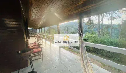 Linda Casa Campos do Jordão