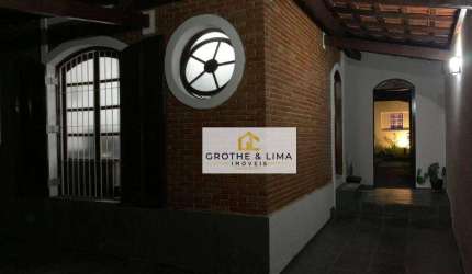 Casa com 4 dormitórios à venda, 178 m² por R$ 460.000,00 - Jardim Canuto Borges - Taubaté/SP