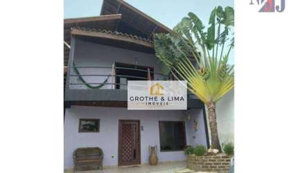 Casa com 3 dormitórios à venda, 377 m² por R$ 1.010.000,00 - Campos Elíseos - Taubaté/SP
