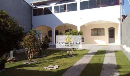 Sobrado com 3 dormitórios à venda, 198 m² por R$ 450.000 - Jardim Sandra Maria - Taubaté/SP