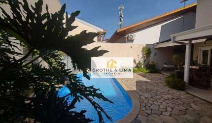 Sobrado com 6 dormitórios à venda, 420 m² por R$ 1.800.000,00 - Urbanova - São José dos Campos/SP
