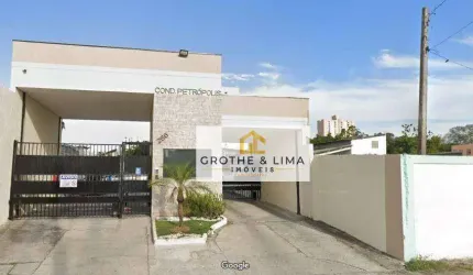Apartamento com 2 dormitórios à venda, 57 m² por R$ 165.000,00 - Vila Nossa Senhora das Graças - Taubaté/SP
