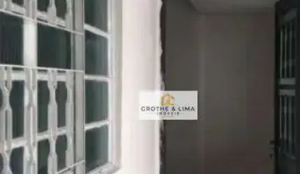 Casa a venda com 3 dormitórios sendo 1 suíte