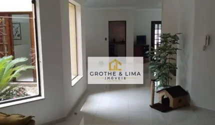 Sobrado com 4 dormitórios à venda, 227 m² por R$ 860.000,00 - Residencial São Charbel - Taubaté/SP
