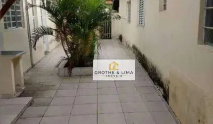 Casa com 6 dormitórios à venda, 200 m² por R$ 689.000 - Vila São José - Taubaté/SP