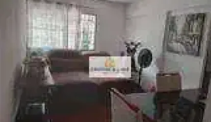 Ótimo apartamento de 2  Dormitórios na Rua Santa Clara, Vila Adyana- SJC