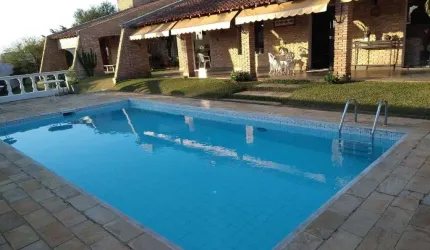Maravilhosa Casa espaçosa com piscina!  Com 4 dormitórios, sendo 3 suítes, 440 m² - venda por R$ 1.710.000 ou aluguel por R$ 9.100/mês