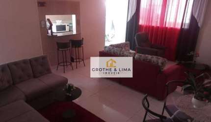 Imperdível Sobrado Duplex: 2 Quartos, Garagens Cobertas em Cada Andar e Localização Privilegiada