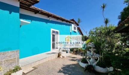 Casa com 4 dormitórios à venda, 548 m² por R$ 2.120.000 - Monte Castelo - São José dos Campos/SP